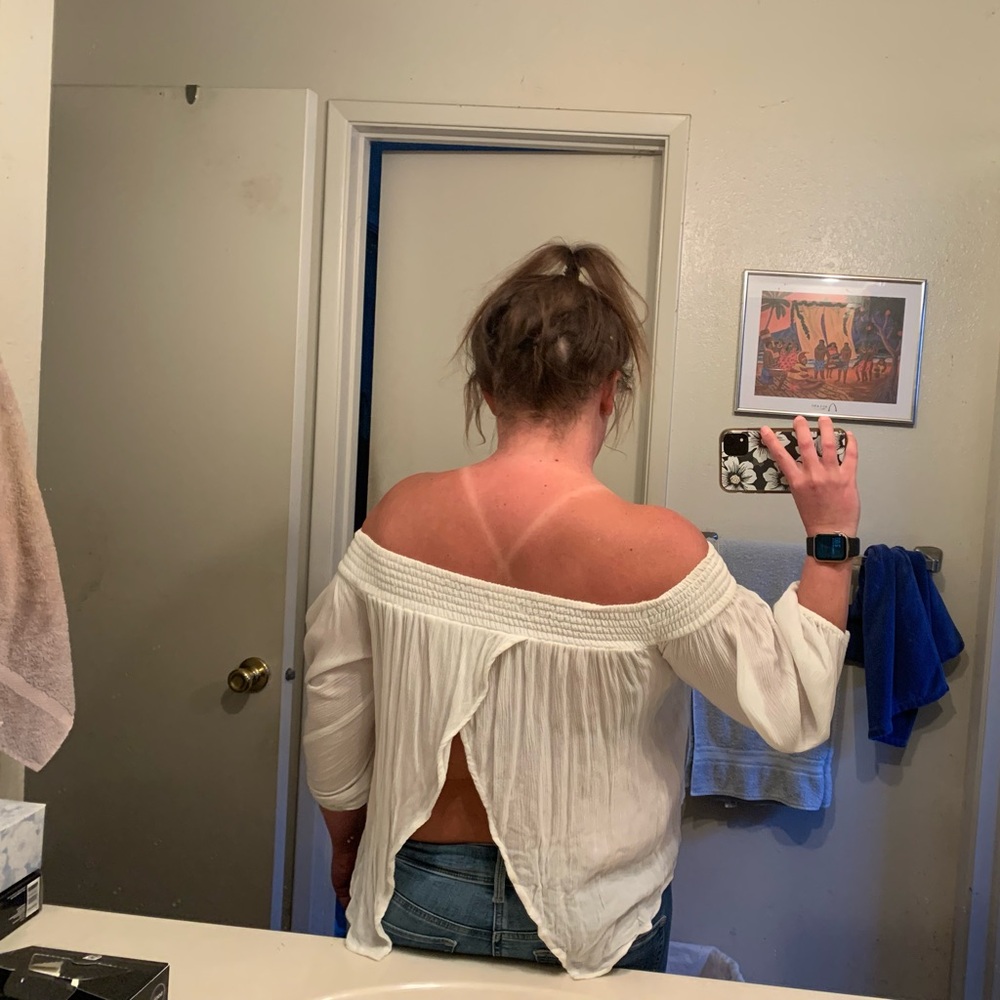 Hollister Long Sleeve Top - Picture 5 of 5